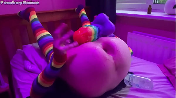 Image Size Queen Femboy Raine stretched by HUGE TOYS!