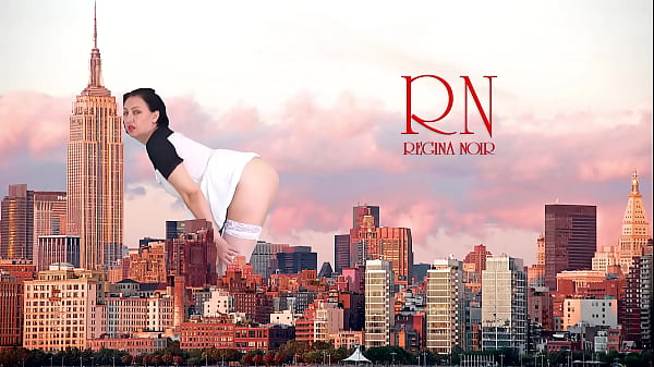 Image Wow! A giant lady without panties walks around the city. She's as tall as King Kong! Amazing show of a giantess! 2
