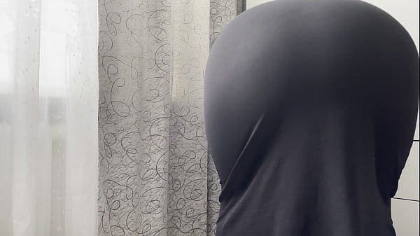 Image Hot Algerian milf gets horny while cleaning