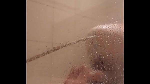 Image Viado tomando banho