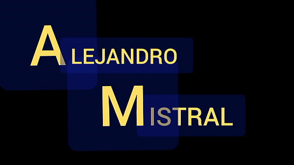 Image ALEJANDRO MISTRAL baila y muestra una enorme polla en ropa interior blanca