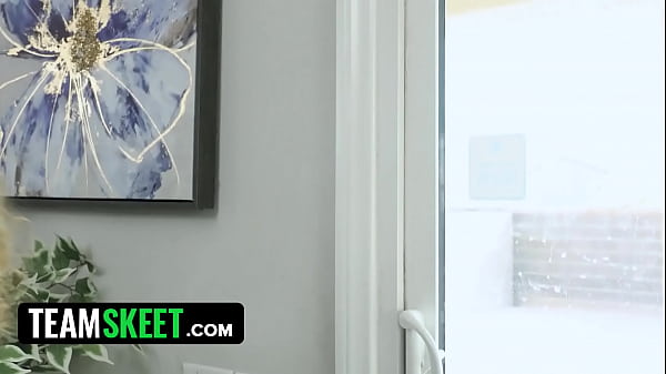 Image Thinking She Has The House To Herself, This Nanny Invites Her Boyfriend Joshua Over To Have Some Fun