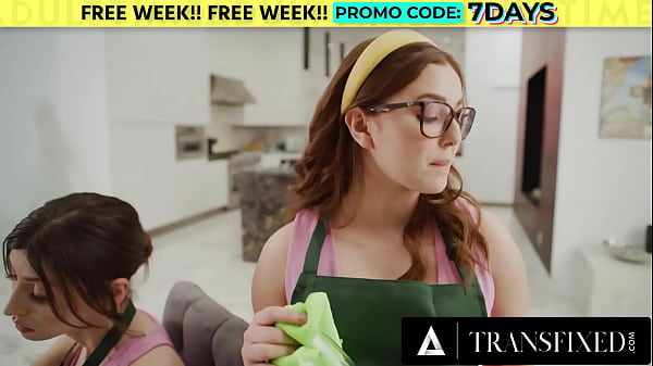 Image TRANSFIXED - Employees Korra Del Rio & Leana Lovings Stop Boss' Assistant Zariah Aura From Snitching