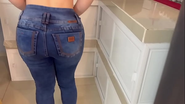Image Clases de sexo en la cocina con milf