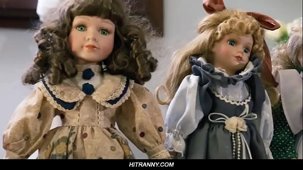 Image The Secret Life Of Dolls - Lauren Phillips, Brittney Kade