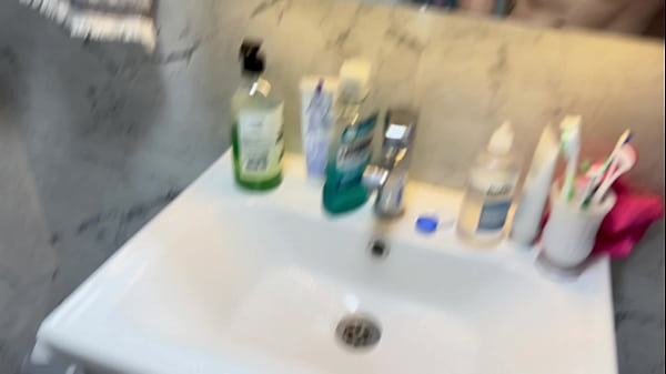 Image Make some fun in bathroom with cumshot
