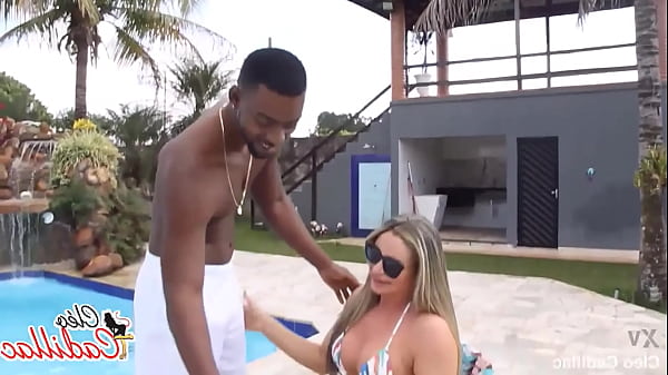 Image o piscineiro me deixou toda melada de porra
