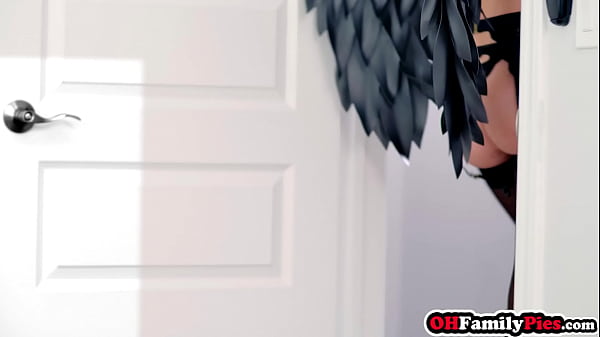 Image Teen Kyler Quinn insists to fuck stepbrother so lucky stepbro enjoyed babes both sides