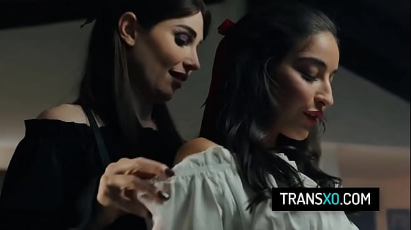 Image Seductive tranny fucks a sexy brunette slut