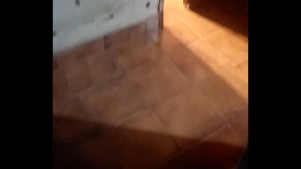 Image Mi madrastra me descubre masturbandome