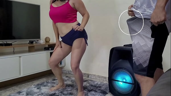 Image Minha linda enteada dan&ccedil_ando e estou obcecado em transar com ela sem camisinha