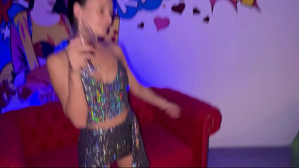 Image slut came to the club without underpants and got fucked by everyone and cum in her pussy