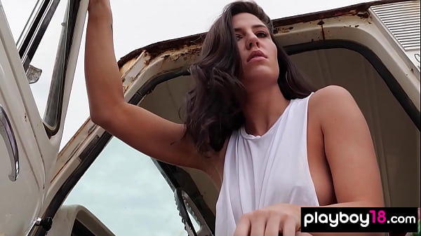 Image All natural Portuguese babe Carmen Nikole taking a sunbath on the plateau