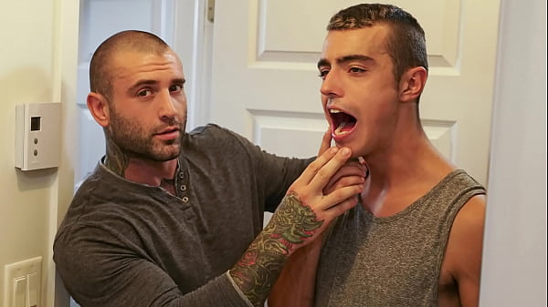Image Stepfather Taking Full Advantage of His Stepson's Situation - Dadperv