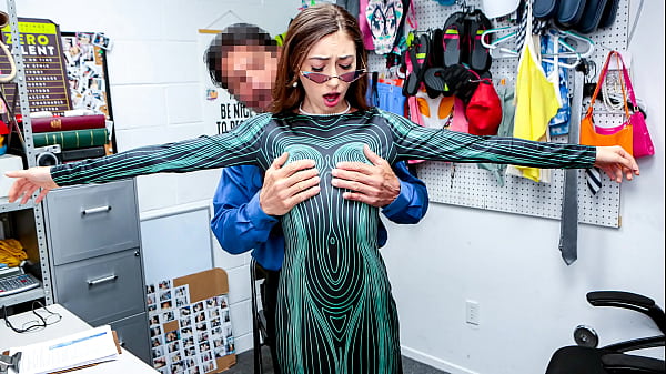 Image Security Guard Tommy Catches Shoplifter Teen in The Act of Stealing - Fuckthief