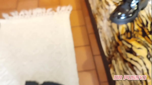 Image ESPOSA AFRICANA DE PEITOS GRANDES FODIDA POR FOT&Oacute_GRAFO CONTRATADO PELO MARIDO  ( PARTE 2 )