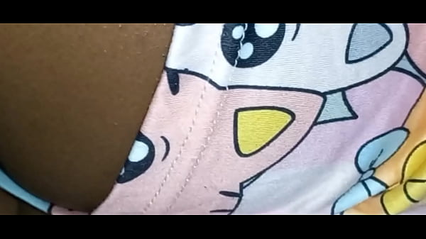 Image alice de pijaminha novo com a bucetinha toda molhada me deixo de pal duro quando chamo pra ir ver filme com ela