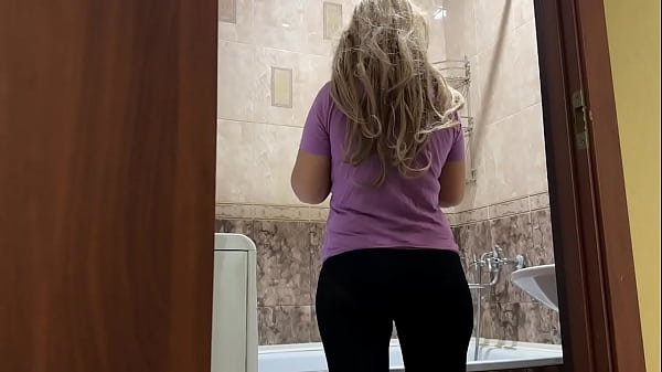 Image Stepmom does blowjob when she wants anal sex and gets a dick in her big ass