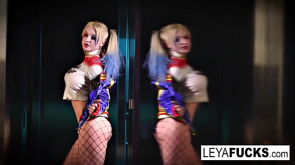 Image Suicide Club Leya take a giant cock and load in her ass