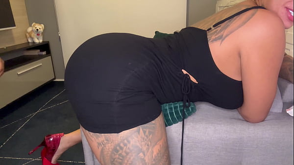Image Ele colocou minha calcinha de ladinho e meteu seus 24 cm no meu cu