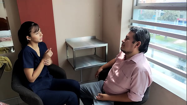 Image Sucia doctora no me convence para examen, pero yo me la convenzo para una buena acogida. Que ricos guantes