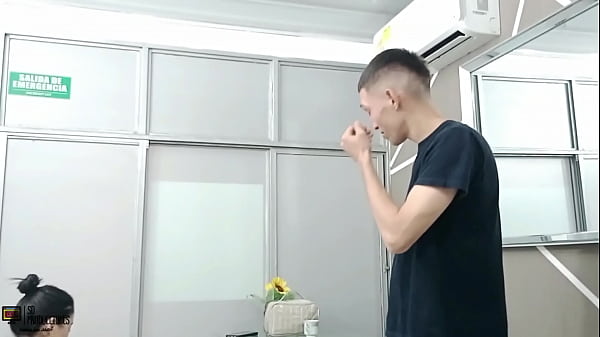 Image Por Fin me Quede Solo Con La Empleada y Cumpli&oacute_ Mi Fantas&iacute_a