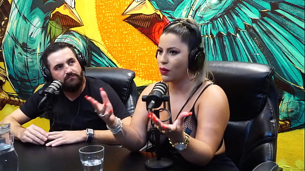 Image Casal liberal que foi para reality sem vestir nada! Juli Figueir&oacute_, Miss Bumbum Caminhoneira & Felipe