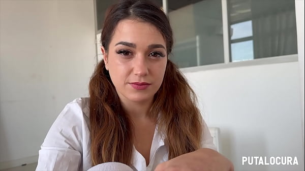Image PutaLocura - Espa&ntilde_ola Valentina Lapiedra disfrazada de colegiala follando cerdo con el cura