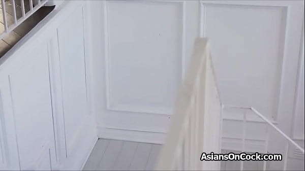 Image Asian coed loves her phone and sucking dicks