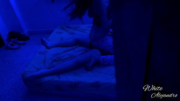 Image Horny Latinas Looking for Late Night Action