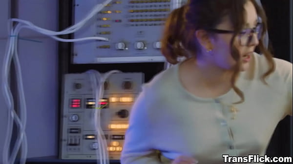 Image Trandroid Eva Maxim using the fuck machine and scientist Leana Lovings joins in the fun