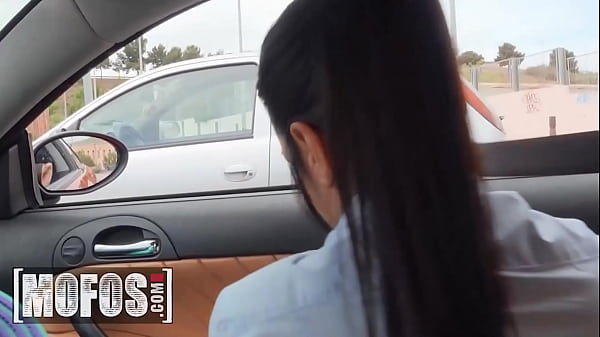 Image Horny Babe Annie Reis Lures Jordi El Nino Polla Into The Underpass To Have His Hard Dick Deep Inside Her Pussy - MOFOS