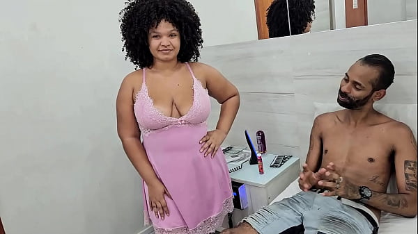 Image Primeira vez no porno da deliciosa Barbie Marrley gozando muito com pica na buceta e engolindo leite