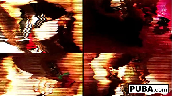 Image Sexy Dani blows an anonymous man