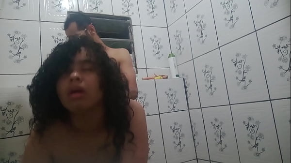 Image FODENDO GOSTOSO NO BANHEIRO COM UM NOVINHO SAFADO QUE ENCONTREI NA FACULDADE GOZEI DEMAIS