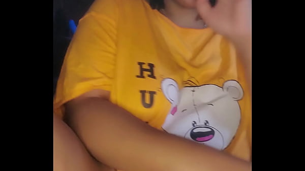 Image twitch streamer bearynervous gives herself squirting orgasms all over her new gaming chair