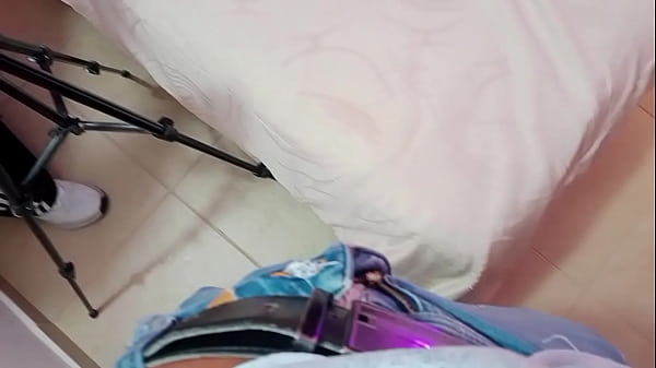 Image My friend invites me to fuck his wife, he gives us a dance show, big tits, double penetration, cum in the mouth, what a delicious threesome with the cuckold