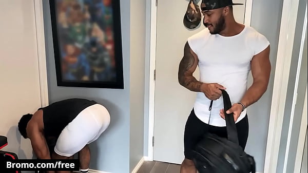 Image A Post-Football Fuck Is Exactly What Muscular Dudes Jason Vario & Mateo Zagal To Relax - BROMO
