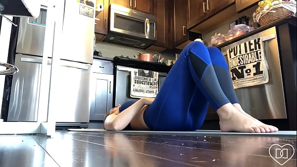 Image Dani Daniels Yoga Pants Dildo Fuck