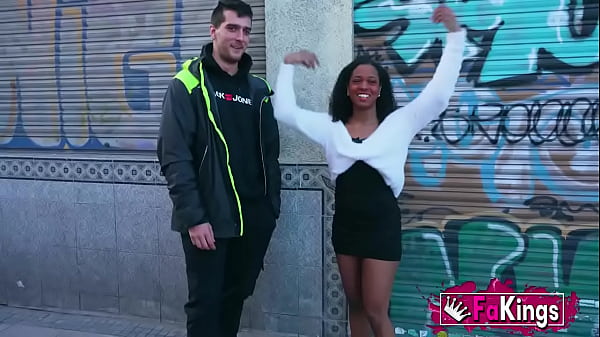Image Big bottomed black babe Zoe is desperate for sex after leaving her boyfriend!