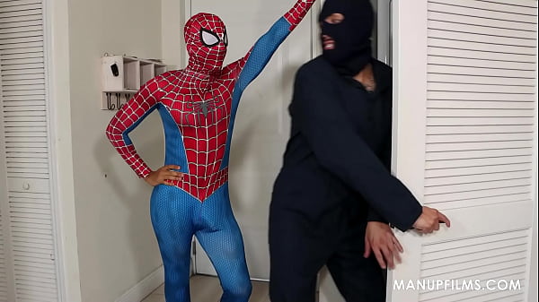 Image Spiderman fucks the Burgler at ManUpFilms