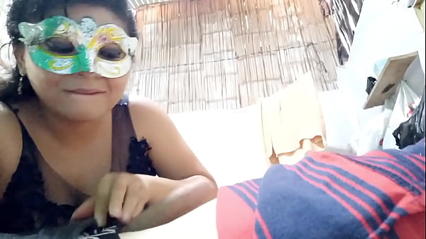 Image MADRASTRA CON MUCHAS GANAS DE SEXO EXPERIMENTA GRANDES EMOCIONES AL TENER SEXO CON EL ENORME PENE DE MI MEJOR AMIGO. LA ZORRA ME ENVIA EL VIDEO Y APARECE FOLLANDO MUY DIVERTIDA Y CONTENTA, TENIENDO ORGASMOS INTENSOS. SEXO REAL CASERO