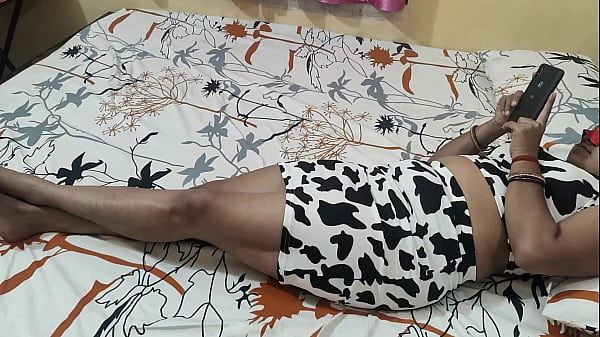 Image Caught real hot sagi Bahan watching Porn in mobile then fucked until orgasm creampie