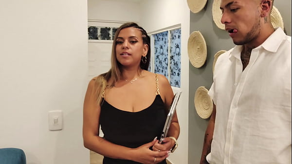 Image Xxxtime - Thomas va a comprar una casa y folla a la vendedora mientras llega su esposa