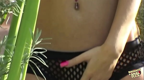 Image Busty anal slut is so horny, she gave her ass to a guy for some cum