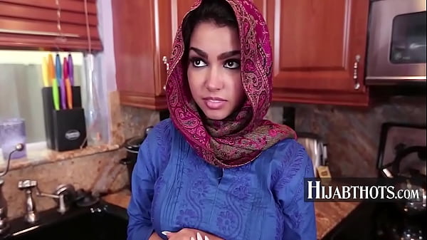 Image Hijab Girls Obey's The Man Of The House | HijabThots