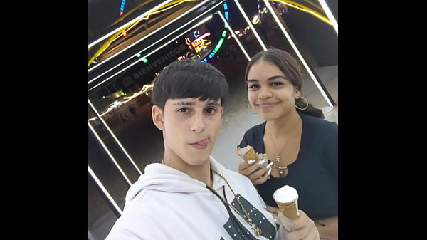Image BLOG EN ESPANOL - salgo de paseo con mi NOVIA MORENA DE GRAN CULO - sopresa al final del blog - novios calientes