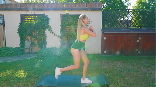 Image Sexy outdoor workout