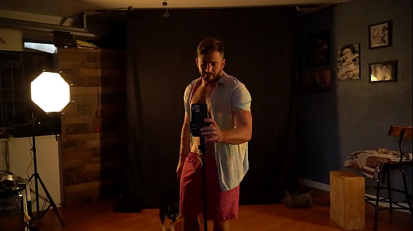 Image Taking sexy pics in slow motion