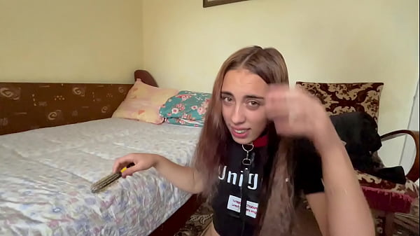 Image Troathfuck cum in hair and pee after hairbrush